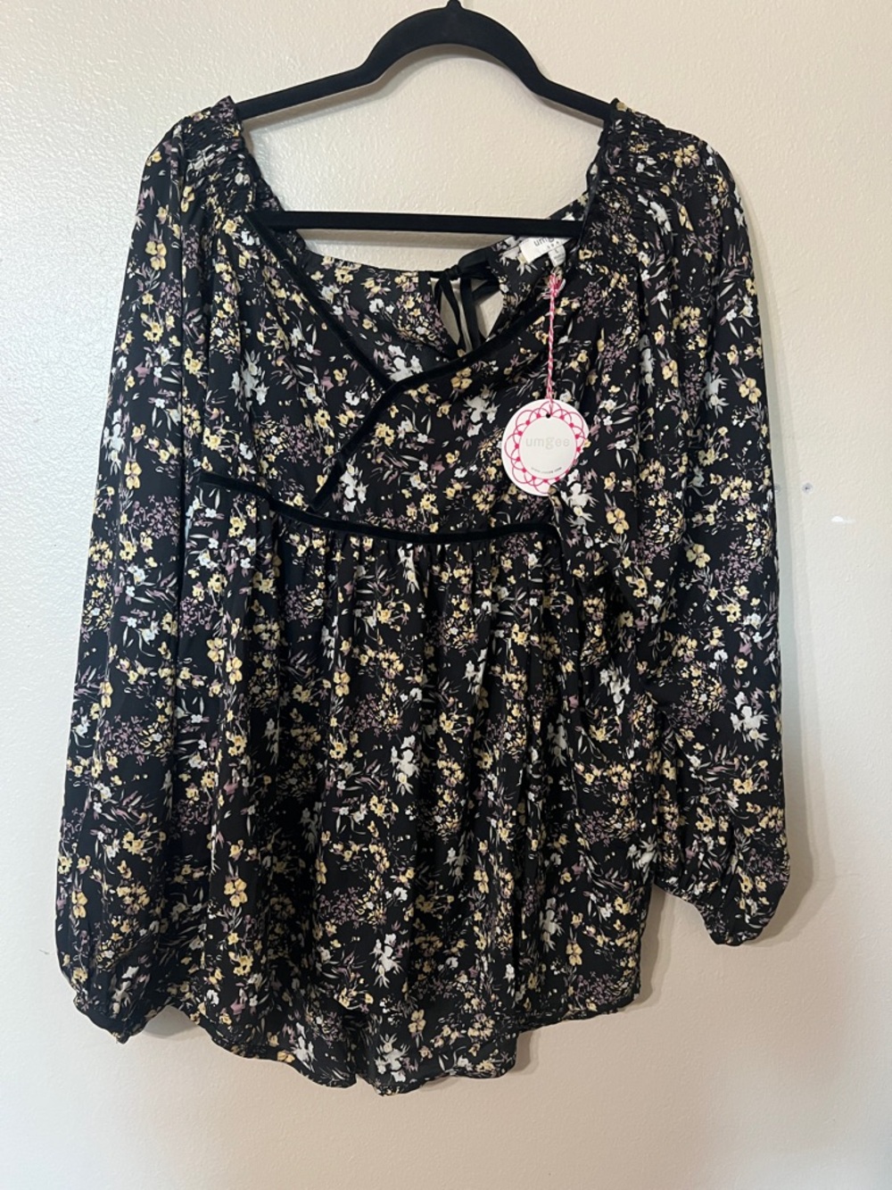 Umgee Black Floral Peasant Tunic - Yellow & White Print
